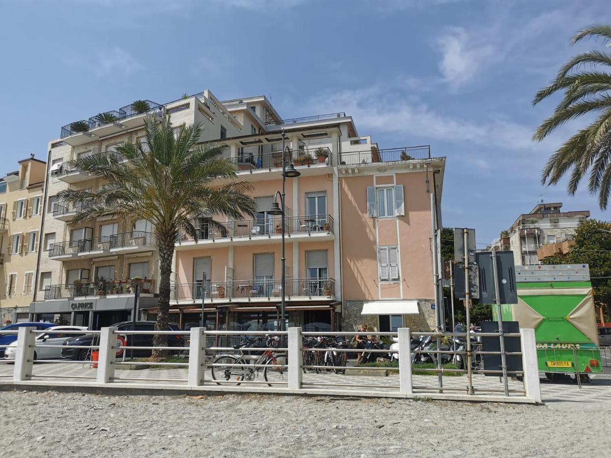 Albium Hotel Albenga Exterior foto